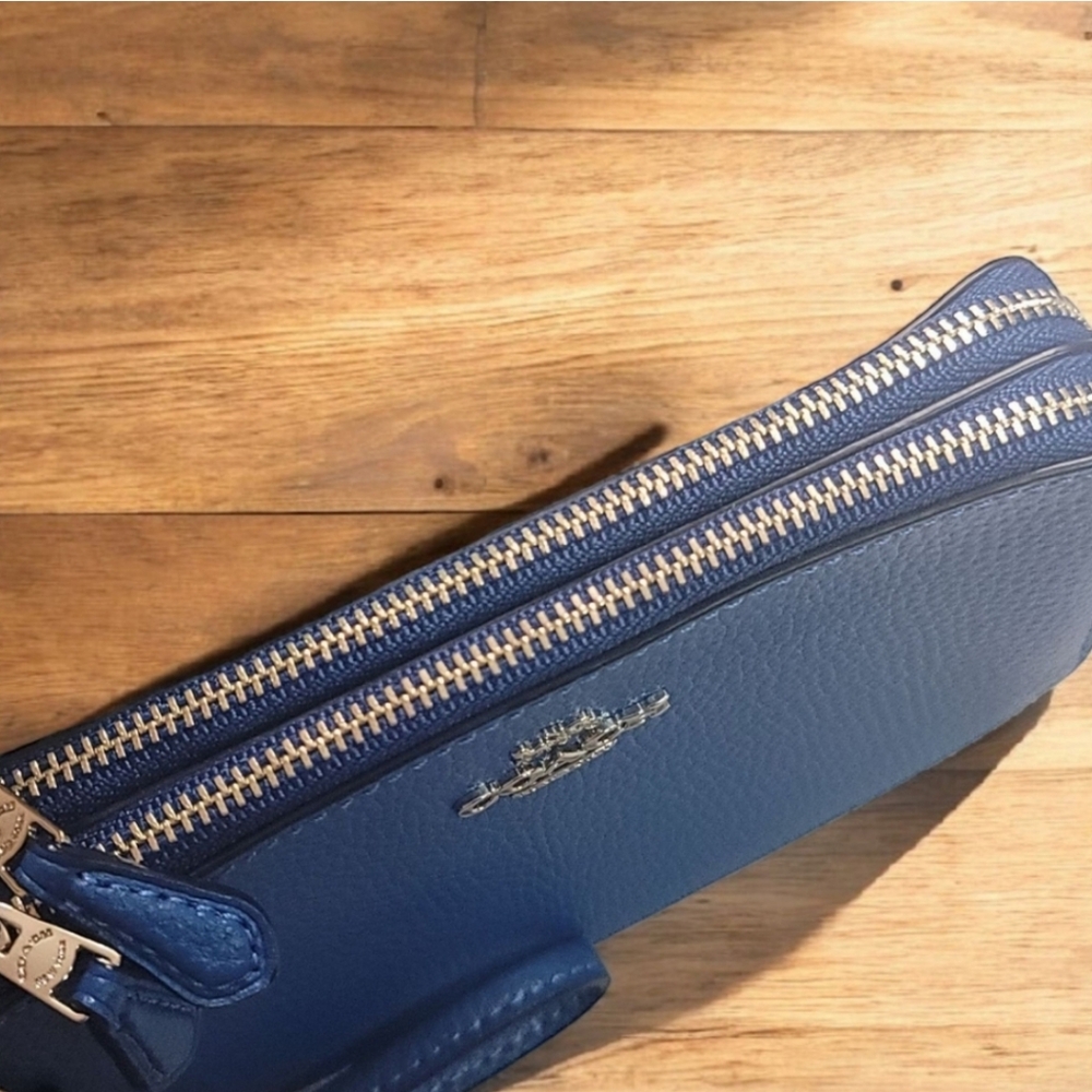 Coach Leather Double Zipper Wristlet / Pouch EUC - Picture 5 of 8